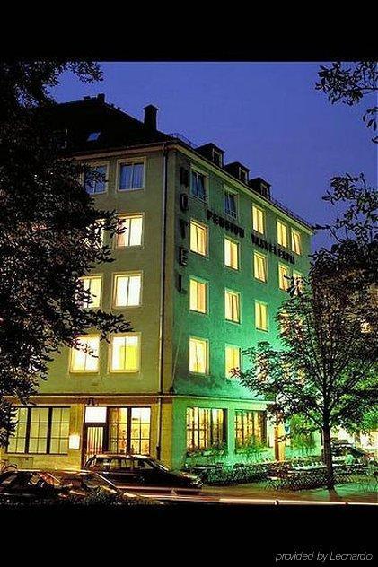 Hotel Du Train Мюнхен Екстер'єр фото
