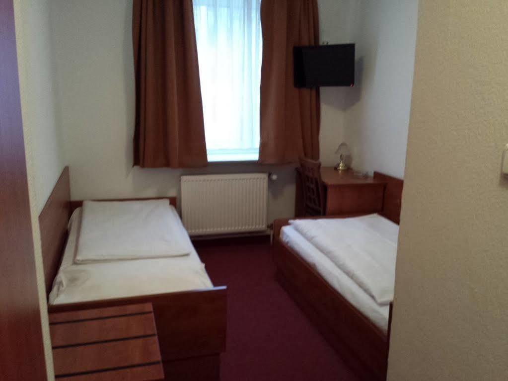 Hotel Du Train Мюнхен Екстер'єр фото