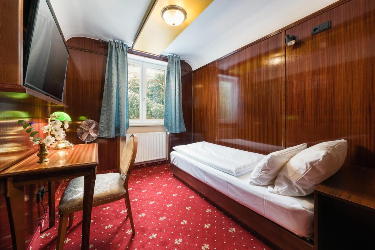 Hotel Du Train Мюнхен Екстер'єр фото